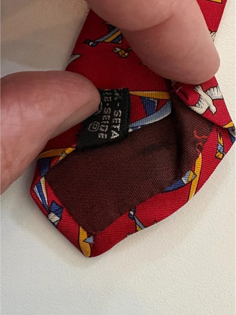 Salvatore Ferragamo Red Sailboat 100% Silk Tie 60